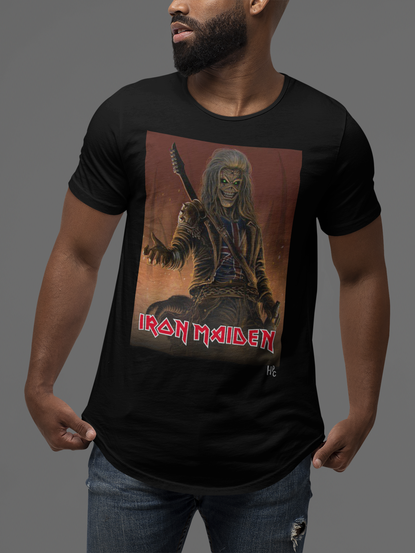 Nome do produto: CAMISETA BANDA - IRON MAIDEN EDDIE