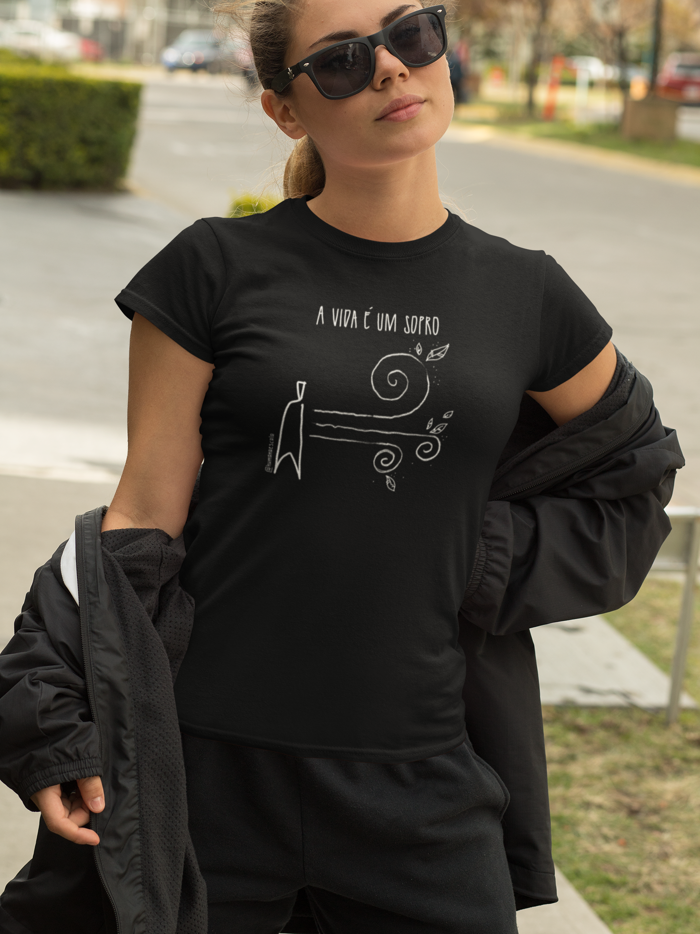 Camiseta Feminina Preta - A vida é um sopro