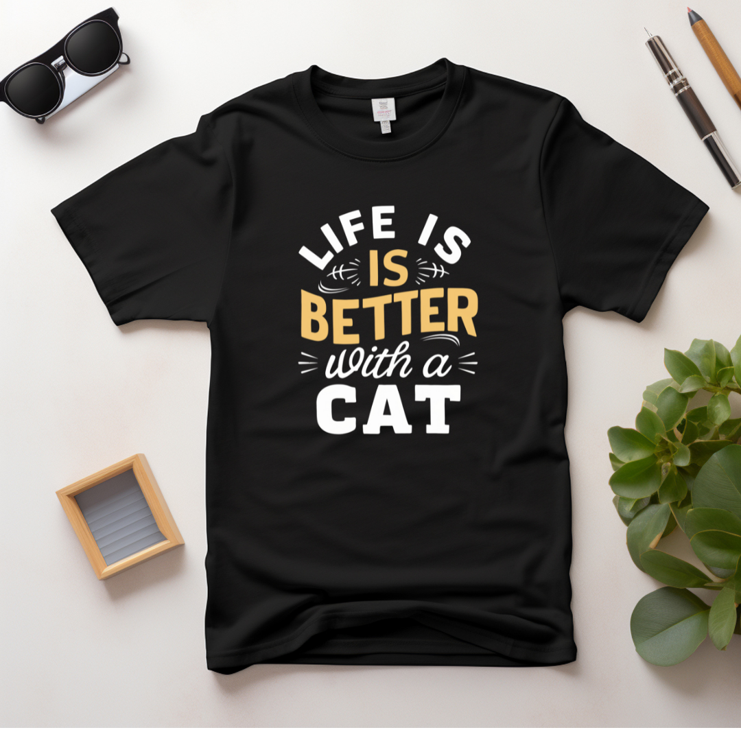 Camiseta Feminina Life is better with a cat - A vida é melhor com um gato