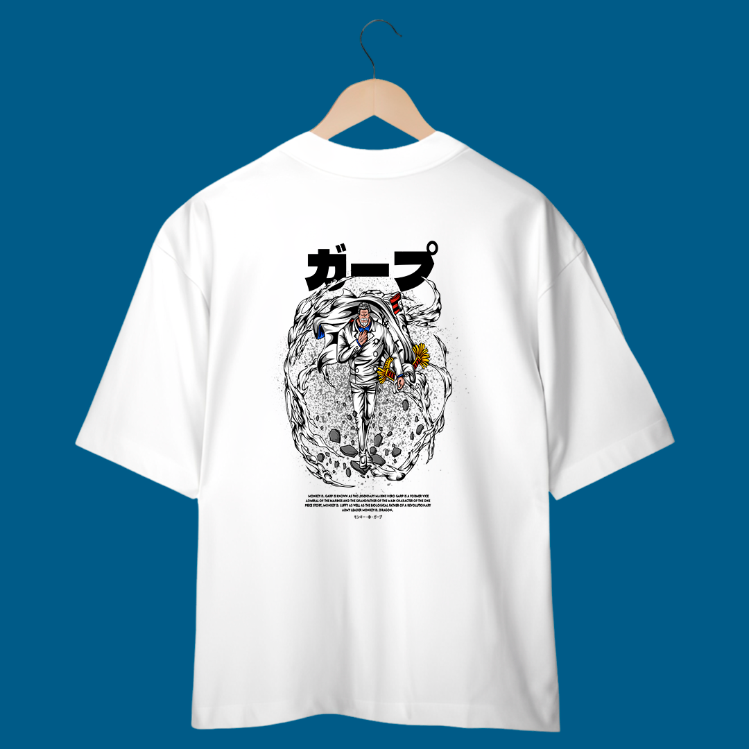 Camiseta Oversized - One Piece - Monkey D. Garp