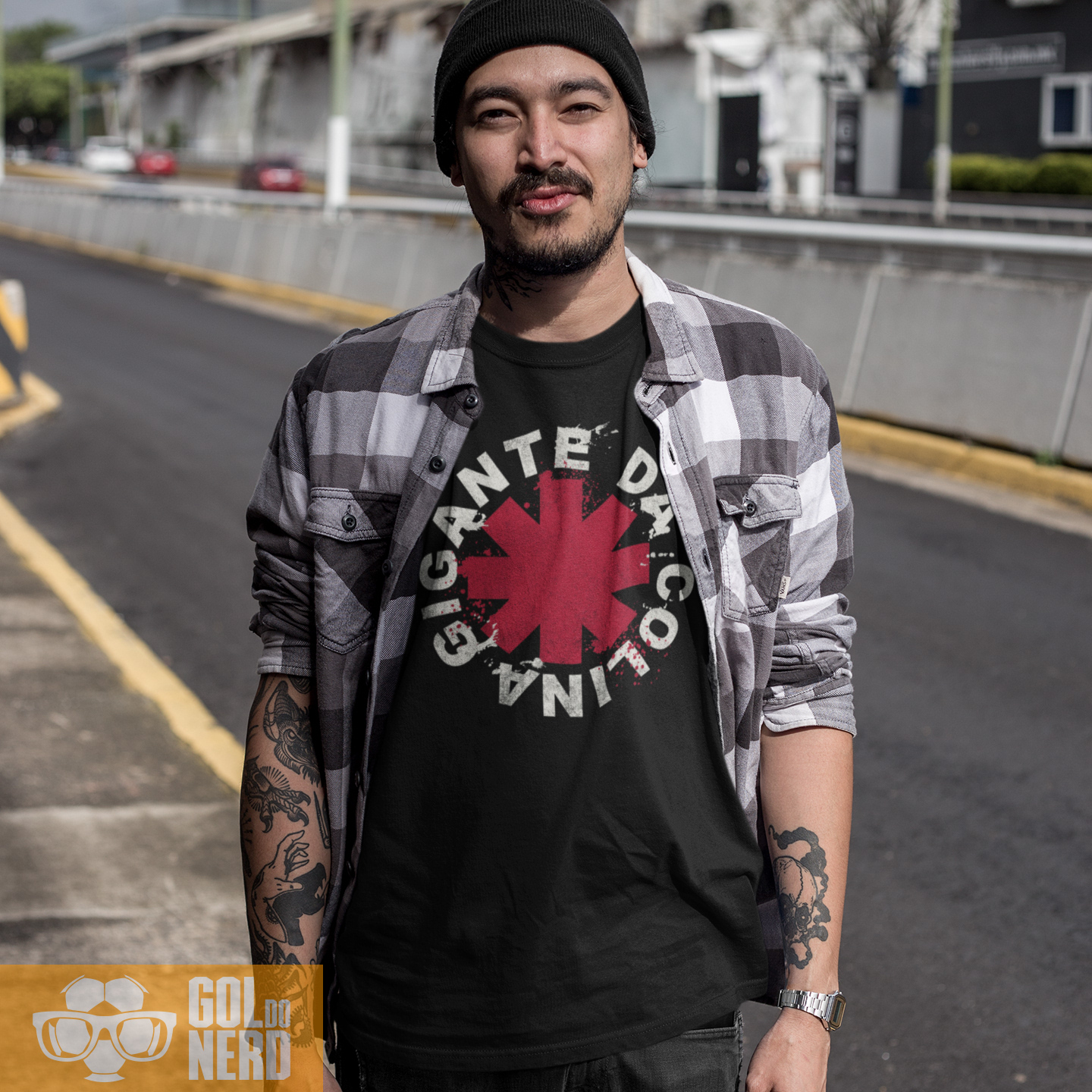 Camiseta RHCP Gigante