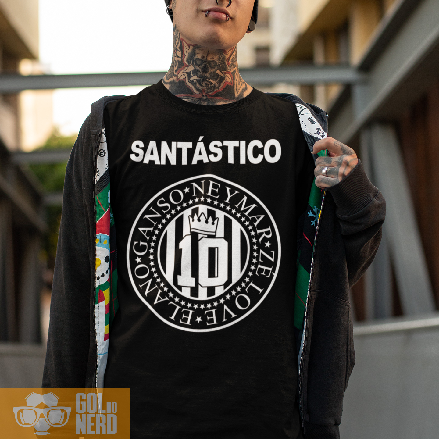 Camiseta RMNS Santástico