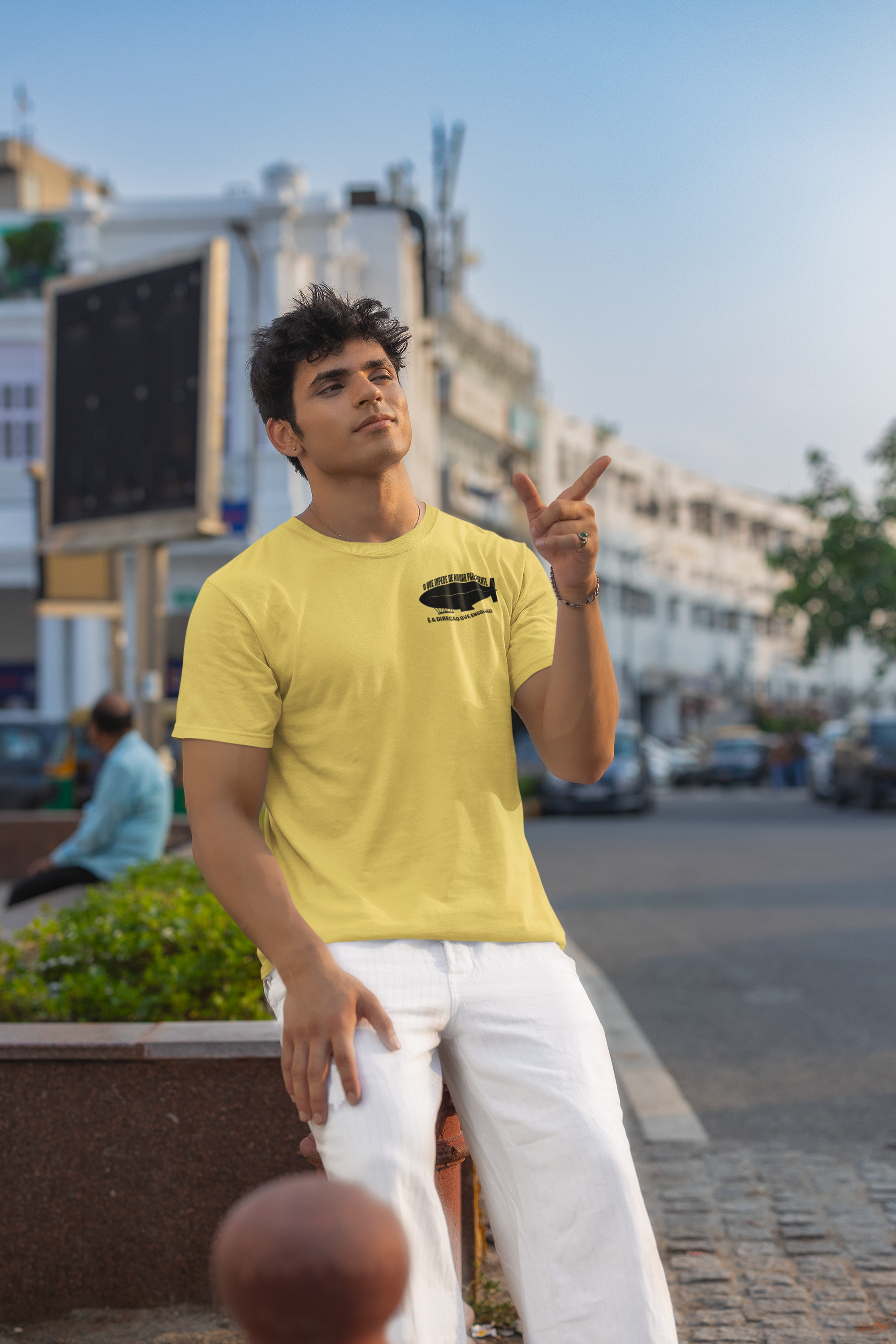 T-shirt Estonada (Stone Wash) Zepelim - Direção que Escolheu (Estampa Preta)