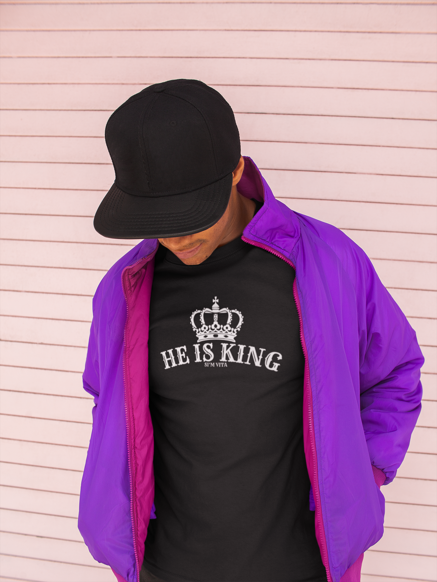 Camiseta He Is King 
