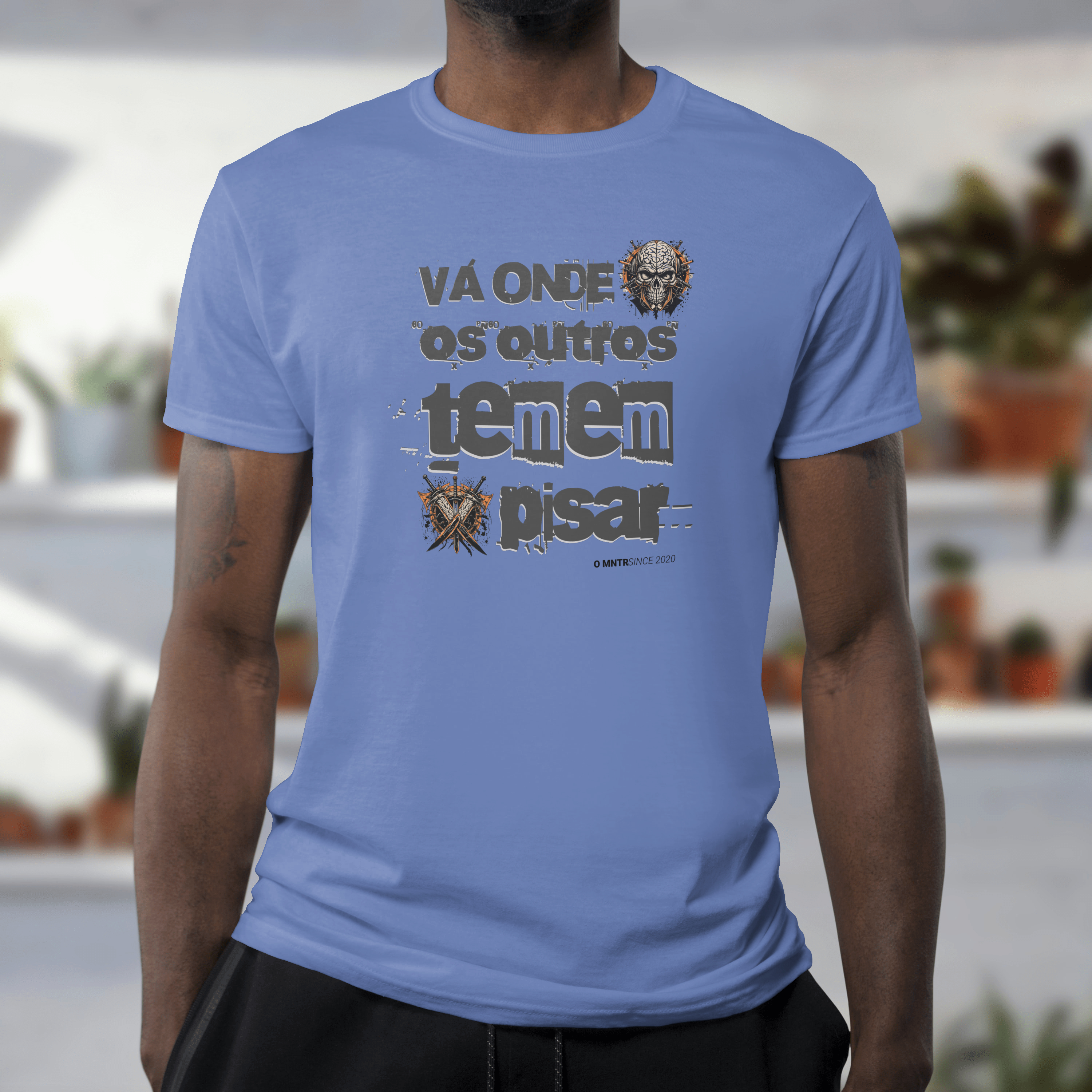 Camiseta Estonada Vá Onde Temem Pisar