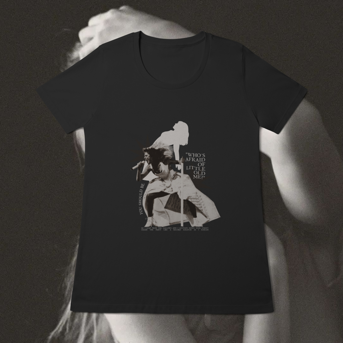 Baby Tee Whos Afraid Preto