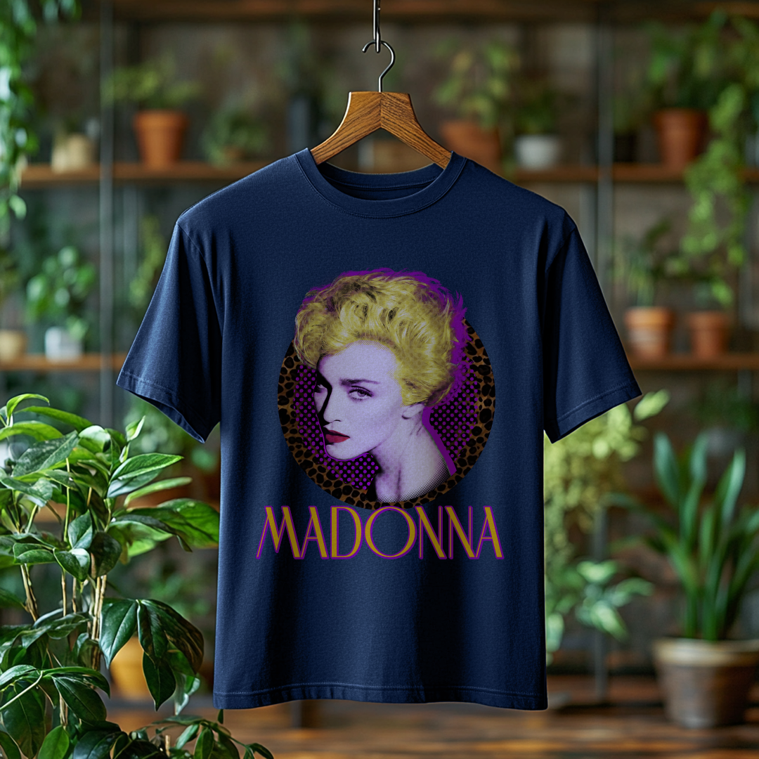 Camiseta Plus Size Madonna