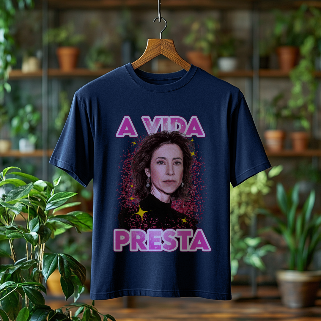 Camiseta Plus Size A Vida Presta