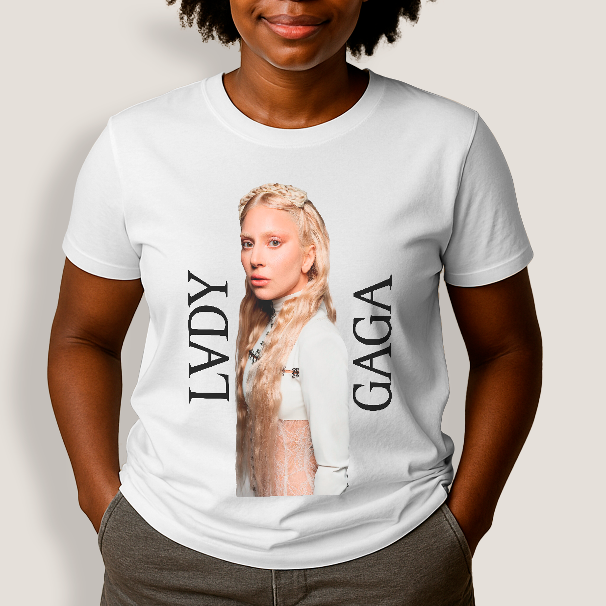 Camiseta Unissex Lady Gaga Abracadabra Clipe
