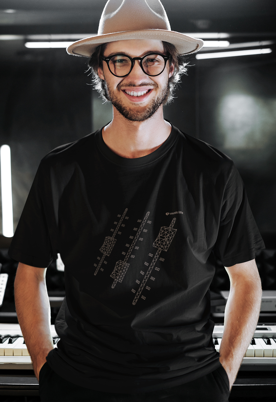 CAMISETA Fades UP! • Som