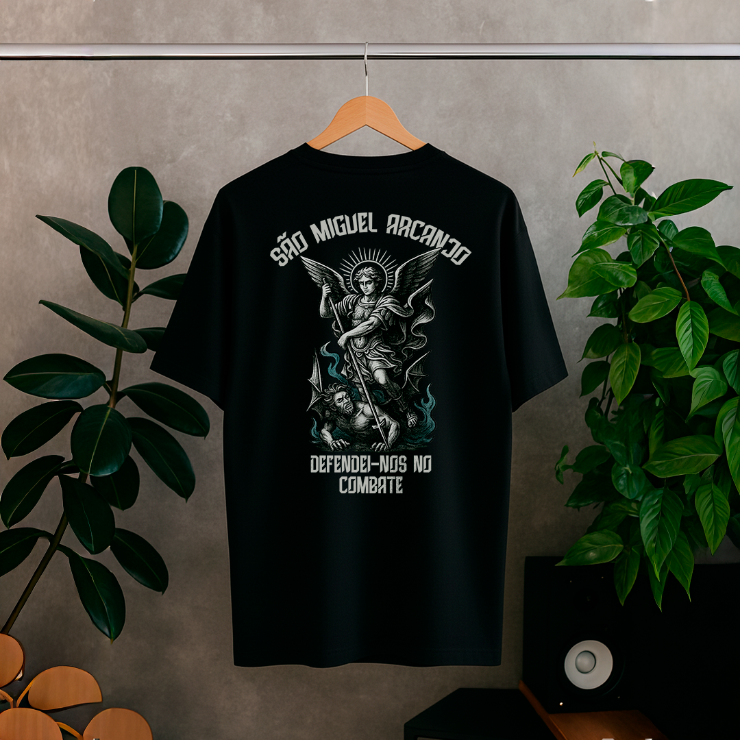 Camisa Oversized Preta Abba São Miguel Arcanjo