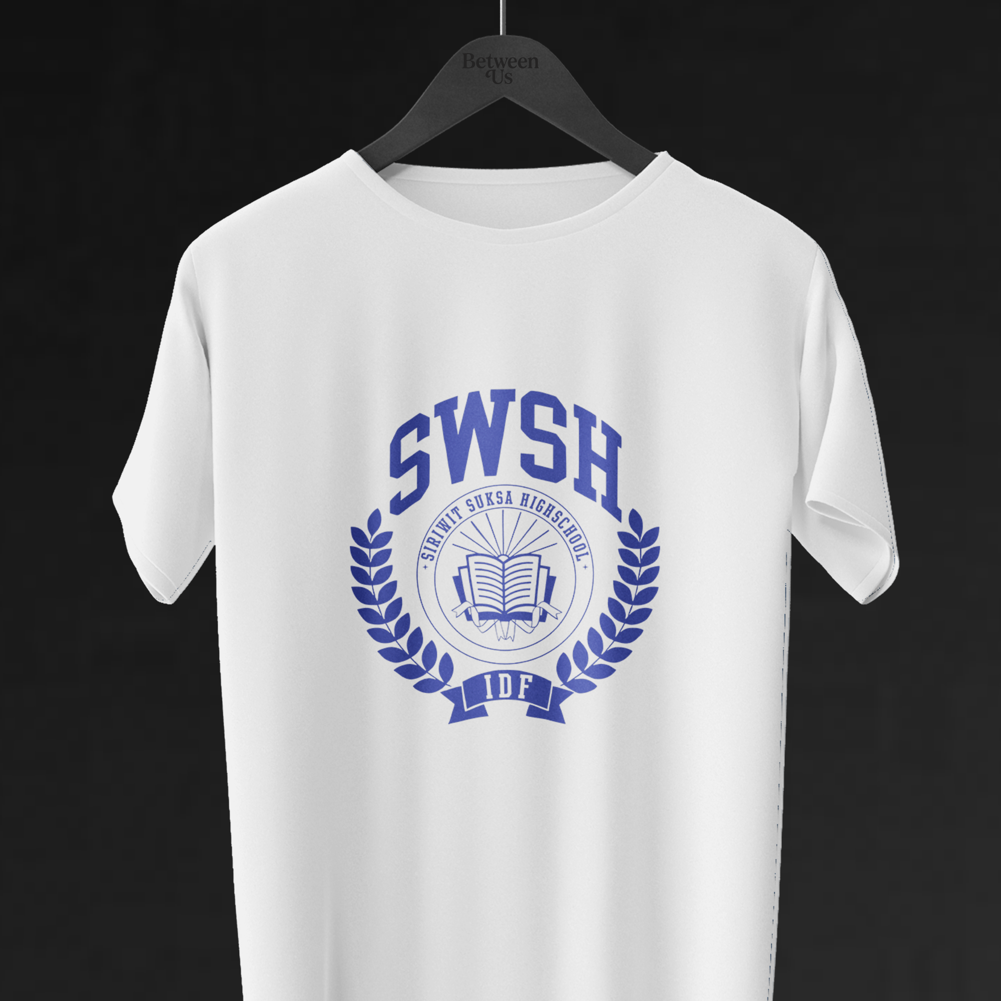 Camiseta Somewhere Somehow High School | Gl Tailandês Branca