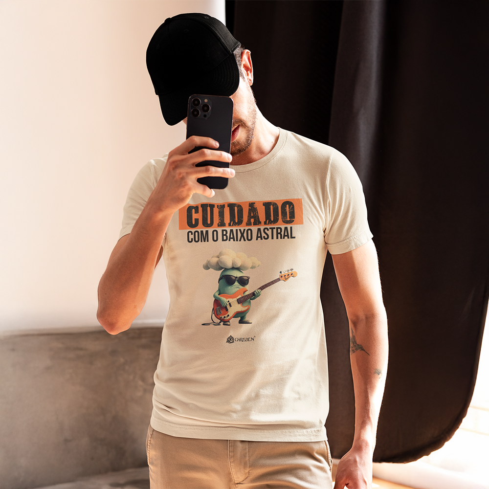 Camiseta Prime - Cuidado com o Baixo Astral (Front)