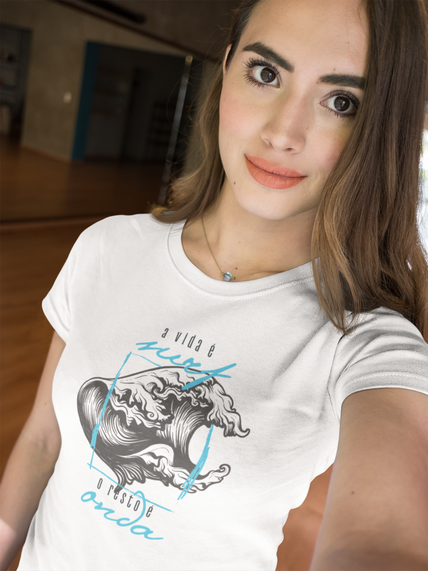 Camiseta Baby Long A vida é surf