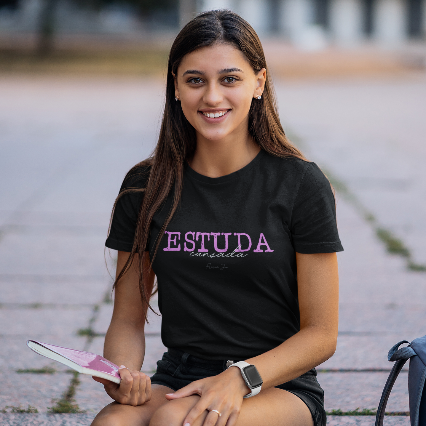 Nome do produto  Camiseta Feminina Estuda Cansada (Preta)